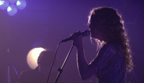 凡妮莎·帕拉迪丝 2010凡尔赛皇家歌剧院演唱会. Vanessa Paradis-Une nuit a Versailles 2010《BDMV 23G》-蓝光演唱会资源网