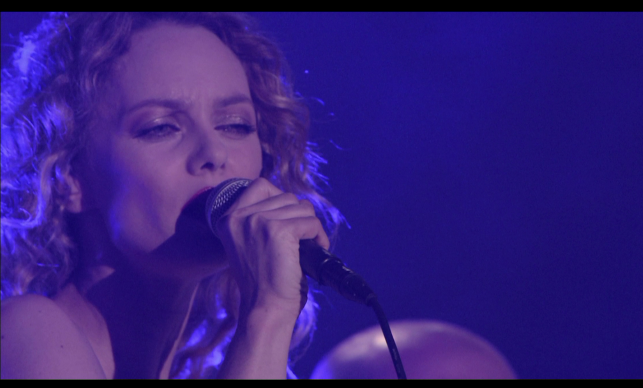 图片[4]-凡妮莎·帕拉迪丝 2010凡尔赛皇家歌剧院演唱会. Vanessa Paradis-Une nuit a Versailles 2010《BDMV 23G》-蓝光演唱会资源网