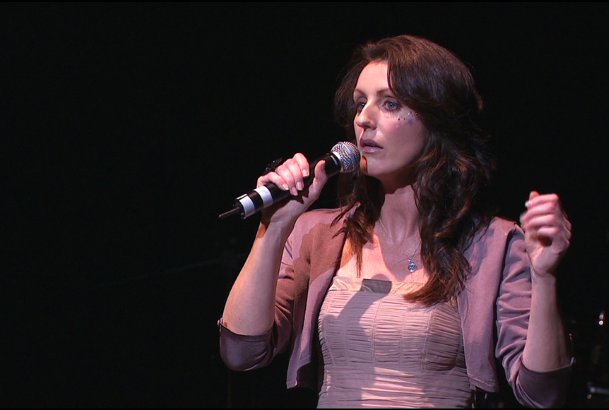 图片[7]-茱丽安妮.泰勒：感动Live版 Julienne Taylor & the Celtic Connection.Live at the Lyric.2013 《BDMV 25.4G》-蓝光演唱会资源网