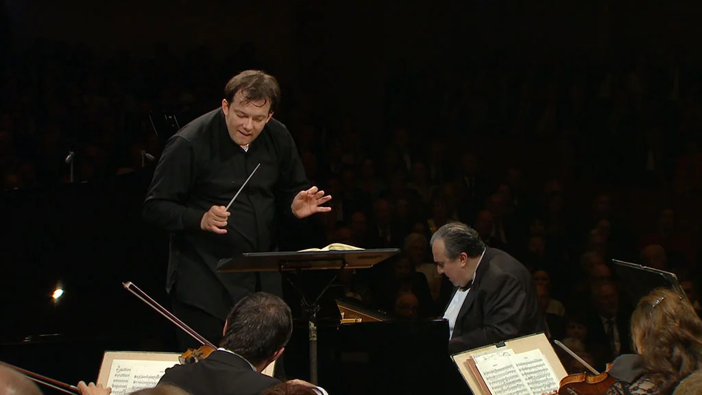 图片[2]-Beethoven  Piano Concerto No. 5  Rimsky-Korsakov  Scheherazade at Lucerne Festival  2011《BDrip MKV 9.98G》-蓝光演唱会资源网