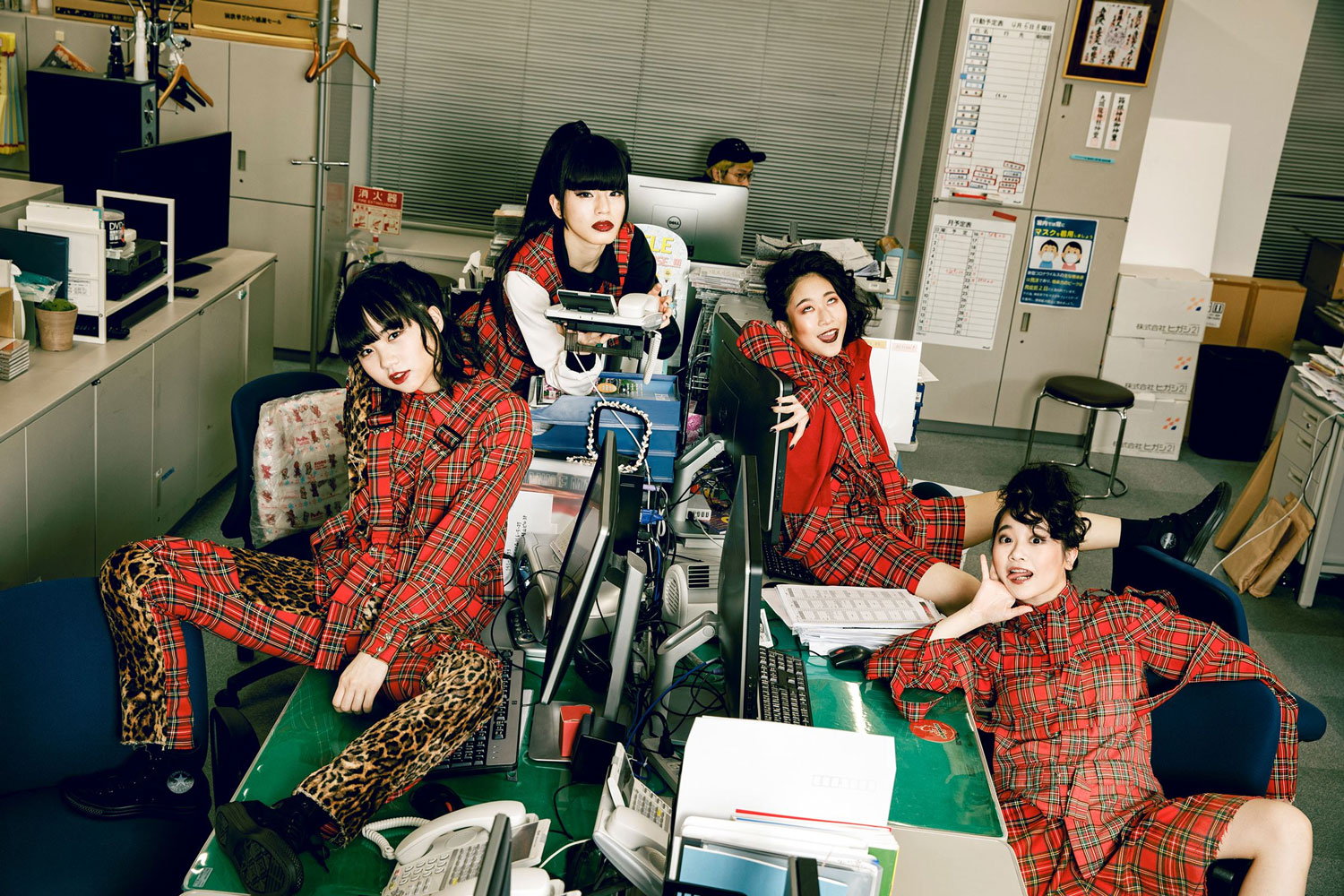 BiS – STiLL STONE AGE 2022 CD+BD《BDISO 22.4G》-蓝光演唱会资源网