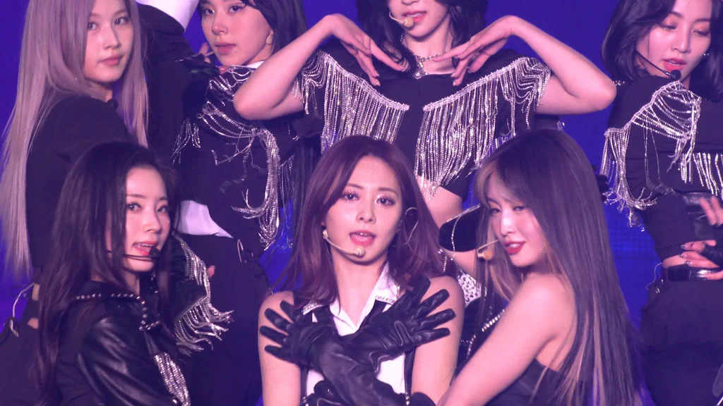 图片[3]-TWICE 4TH WORLD TOUR III IN SEOUL《Remux MKV 22.4G》-蓝光演唱会资源网
