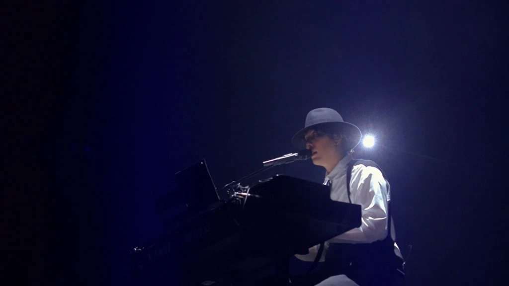 图片[4]-RADWIMPS FOREVER DAZE 15th Anniversary Special Concert 15周年特别演唱会 BD+CD《BDISO 44.3G》-蓝光演唱会资源网