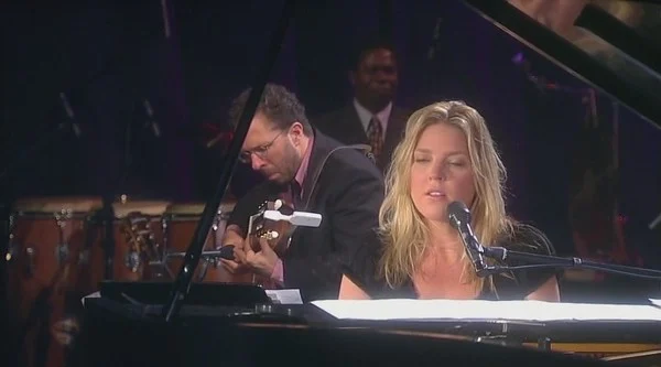 图片[5]-黛安娜.克瑞儿 情迷里约演唱会 Diana Krall Live in Rio 2009《BDMV 34.7GB》-蓝光演唱会资源网