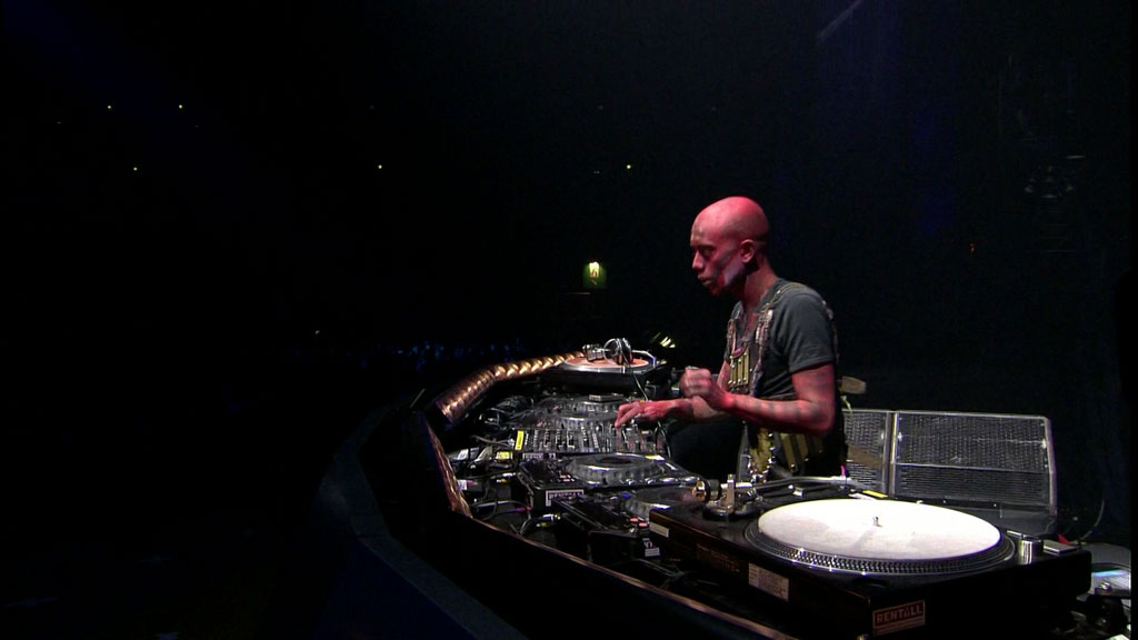 图片[4]-劲爆DJ派对现场 Qlimax 2008 The Next Dimensional World 2008《BDMV 22G》-蓝光演唱会资源网
