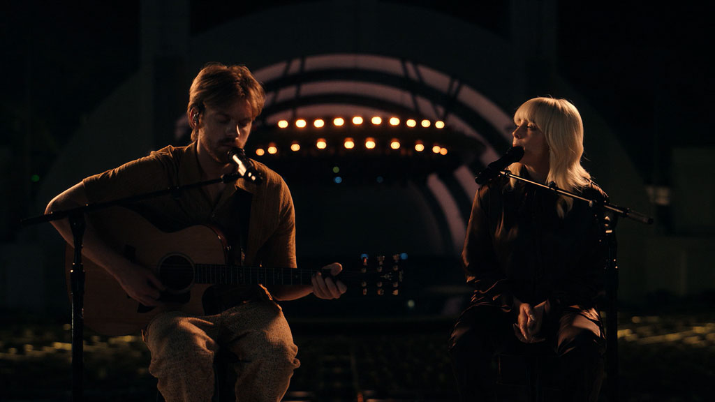 图片[4]-比莉·艾利什 Billie Eilish – Happier Than Ever (A Love Letter to Los Angeles) 2021《WEB-DL MKV 14.1G》-蓝光演唱会资源网