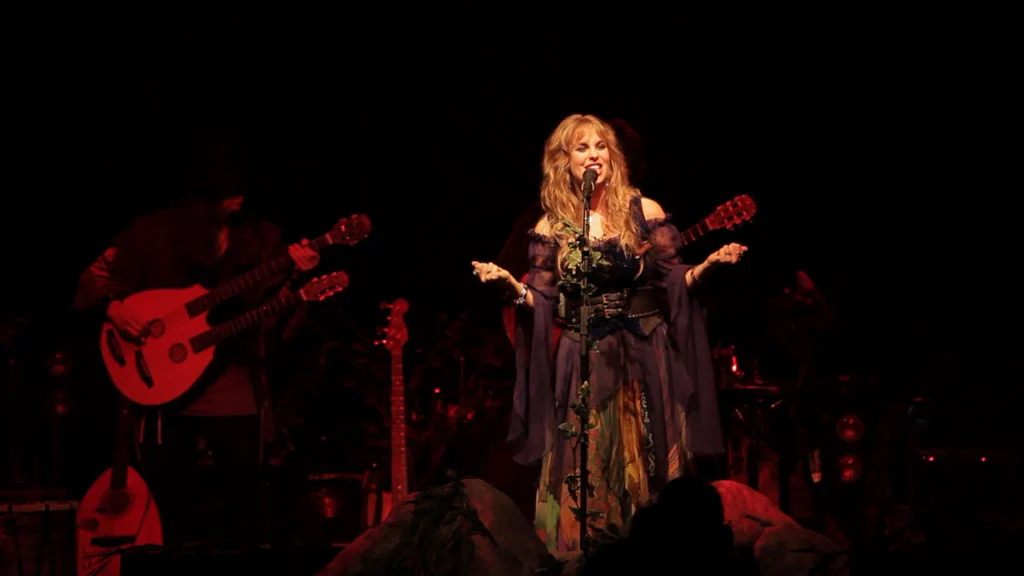 图片[4]-Blackmore\’s Night  A Knight In York 2012《BDrip MKV 6.51G》-蓝光演唱会资源网