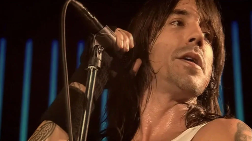 图片[2]-Red Hot Chili Peppers – Live in Milan 2006《BDMV 11.3G》-蓝光演唱会资源网
