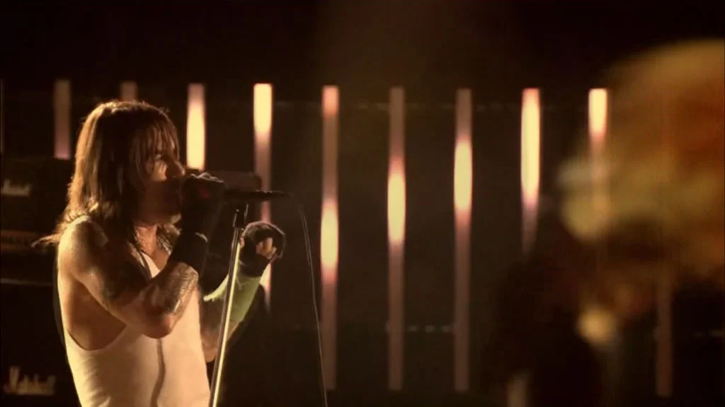 图片[4]-Red Hot Chili Peppers – Live in Milan 2006《BDMV 11.3G》-蓝光演唱会资源网