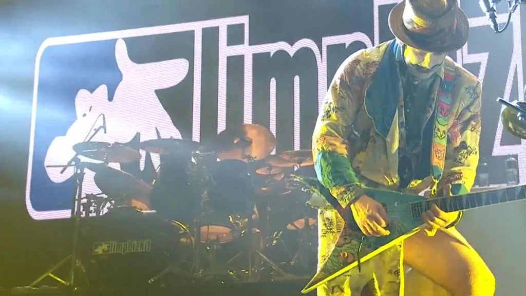 图片[5]-软饼干乐队 Limp Bizkit – Reading Festival 2016《BDMV 14GB》-蓝光演唱会资源网