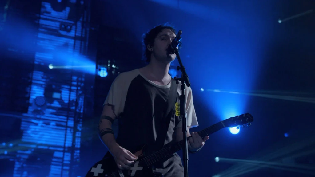 图片[5]-五秒盛夏 Five Seconds of Summer: How Did We End Up Here? Live at Wembley Arena 2015《BDMV 42GB》-蓝光演唱会资源网