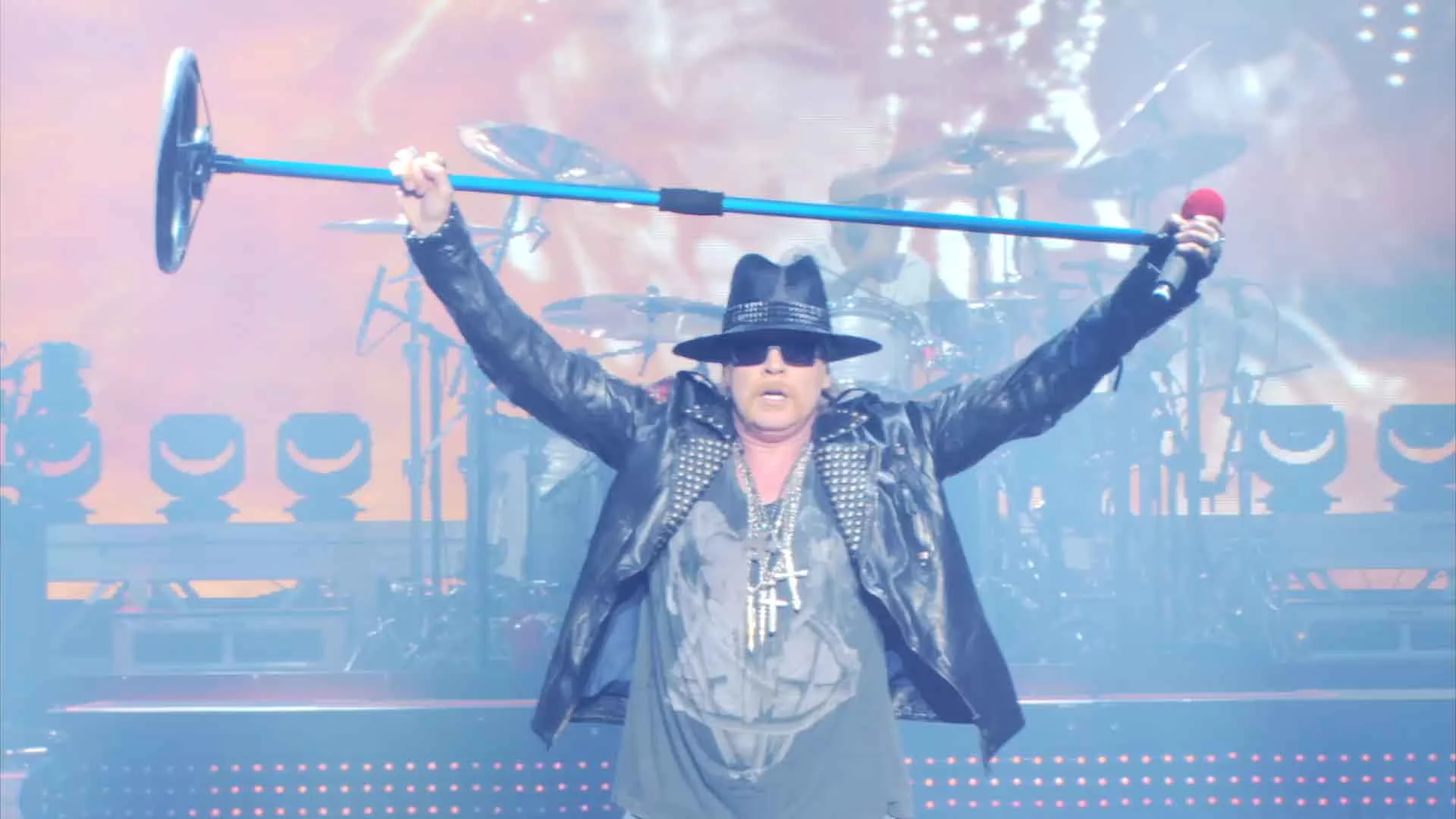 图片[2]-枪与玫瑰 赌城现场演唱会 2D+3D Guns N\’ Roses: Appetite for Democracy 3D – Live at the Hard Rock Casino, Las Vegas 2002 [BDISO 44.19GB]-蓝光演唱会资源网