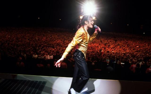 图片[3]-Michael Jackson 迈克尔杰克逊世界巡演之罗马尼亚·布加勒斯特演唱会 （DVD ISO 7.53G）-蓝光演唱会资源网