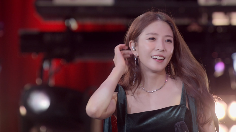 图片[2]-宝儿 BoA The Live 2018 X mas 日本演唱会 [BDMV 30.1GB]-蓝光演唱会资源网