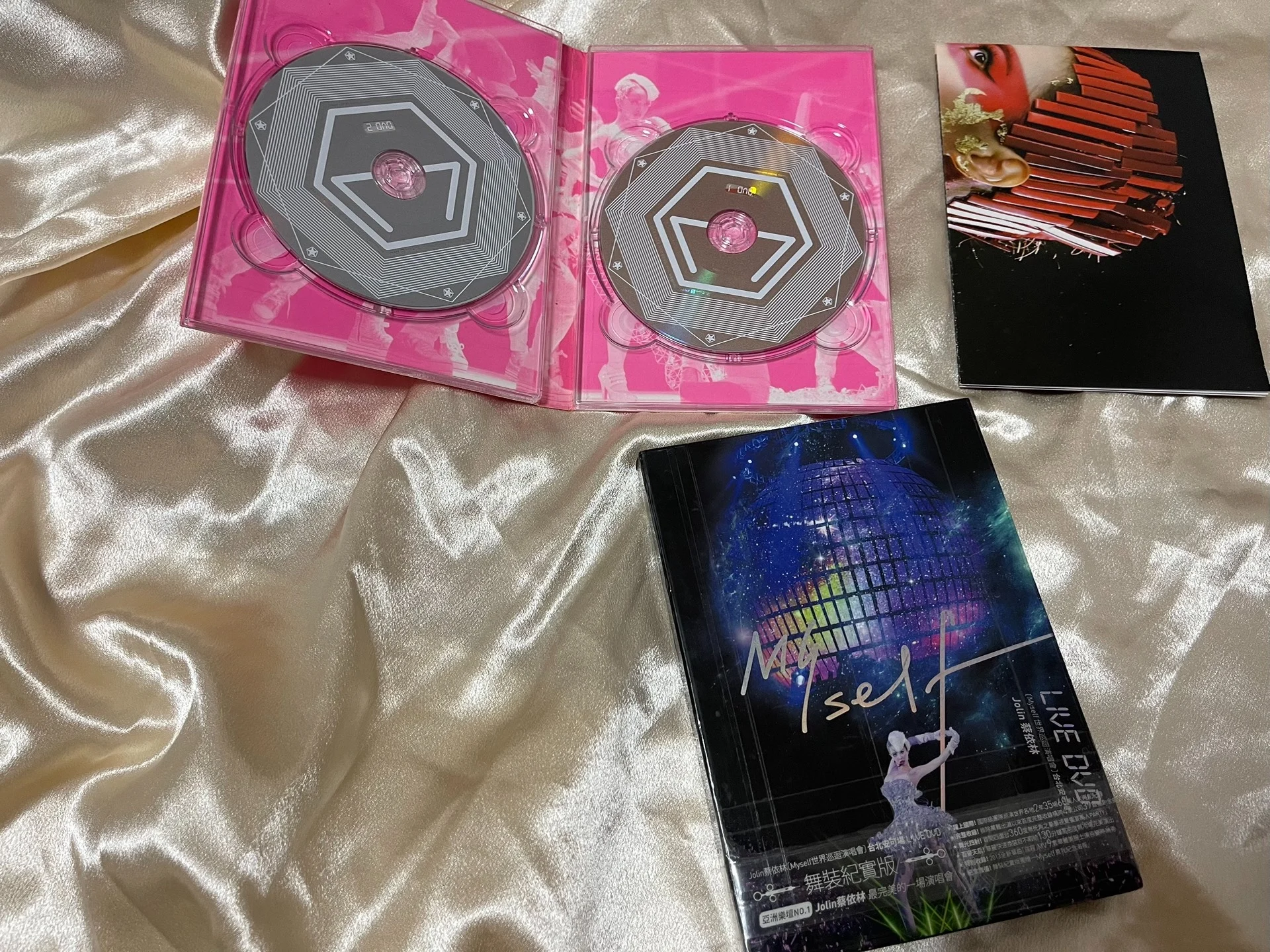 图片[2]-蔡依林 Myself 世界巡回演唱会 舞装纪实版 LIVE 2013 [BD-DIY ISO 30.47GB]-蓝光演唱会资源网