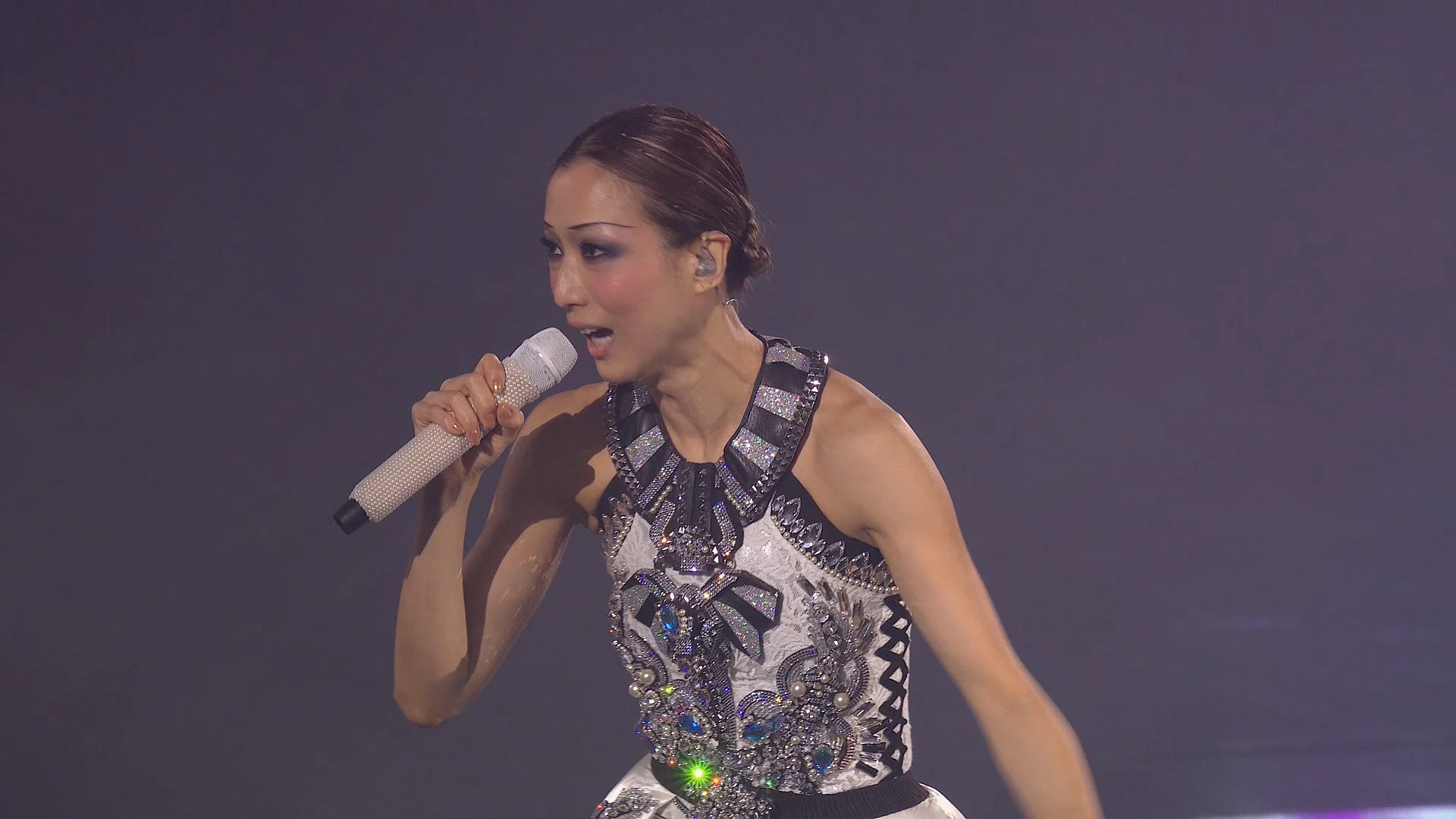 图片[3]-郑秀文 Touch Mi 2 演唱会 Sammi Touch Mi 2 Live 2016 Blu-Ray 1080P [BDISO 45.89GB]-蓝光演唱会资源网