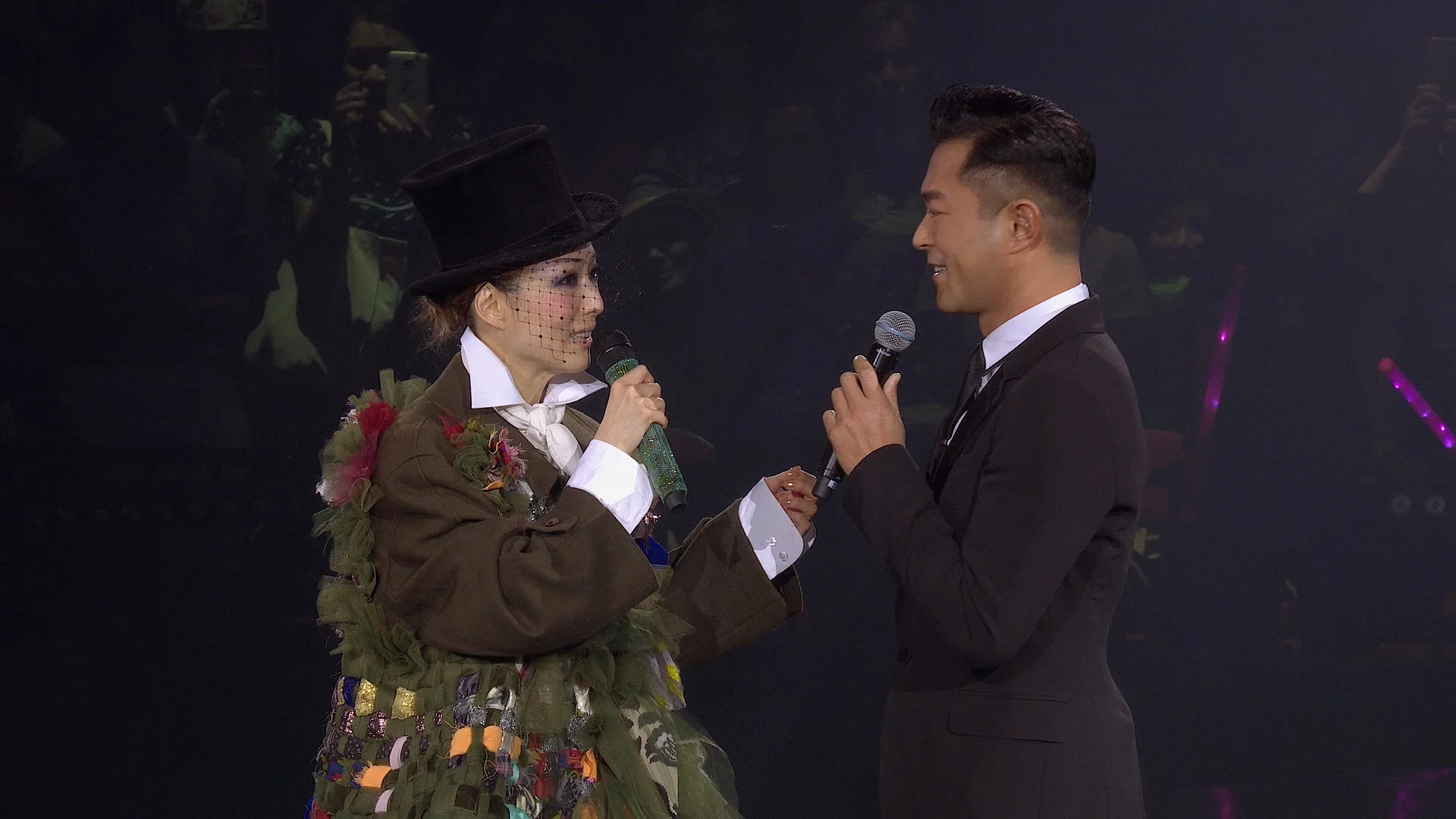 图片[5]-郑秀文 Touch Mi 2 演唱会 Sammi Touch Mi 2 Live 2016 Blu-Ray 1080P [BDISO 45.89GB]-蓝光演唱会资源网
