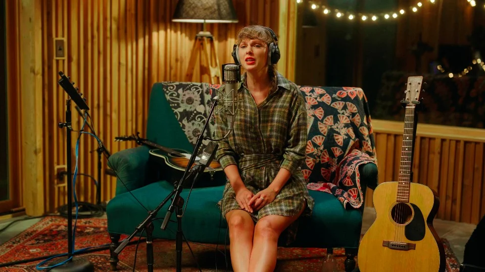 图片[5]-泰勒·斯威夫特 Taylor Swift – Folklore The Long Pond Studio Sessions 2020 HDR 2160P《WEB-DL MKV 13.2G》-蓝光演唱会资源网
