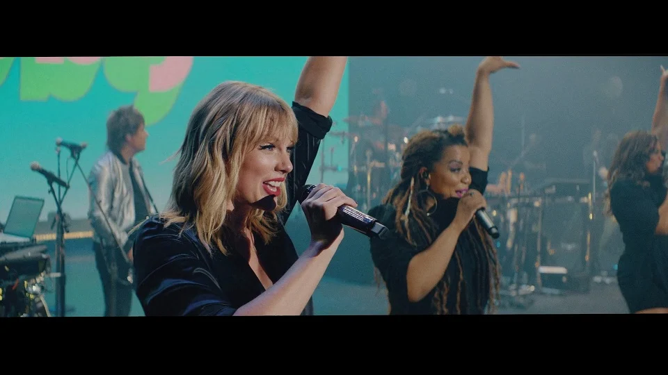 图片[3]-泰勒.斯威夫特 城市恋人 2020年巴黎演唱会 Taylor Swift: City of Lover Concert 2020 1080p《BDMV 21.4G》-蓝光演唱会资源网