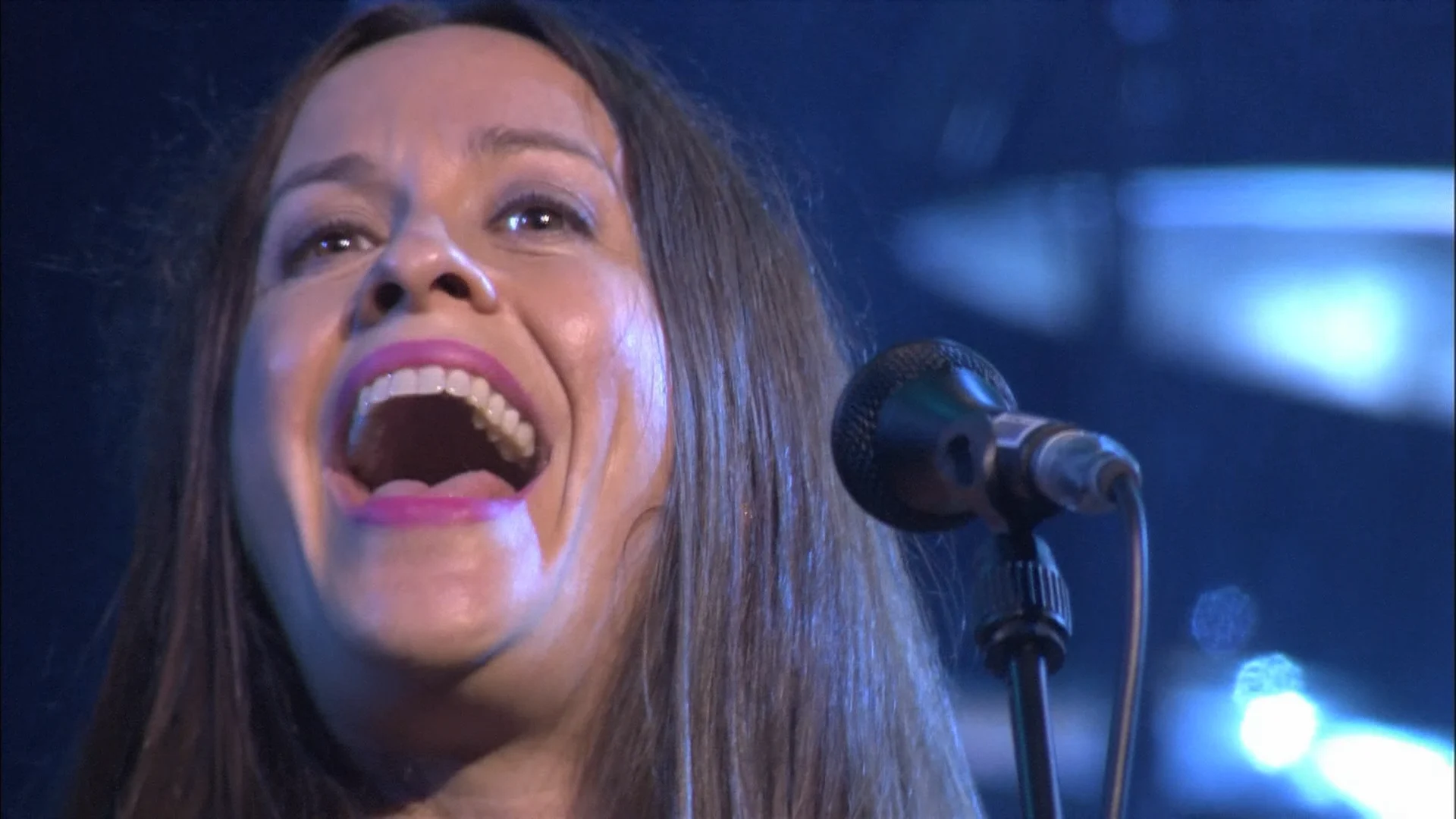 图片[6]-艾拉妮丝·莫莉塞特蒙特勒演唱会  Alanis Morissette: Live at Montreux 2012《ISO 30.76GB》-蓝光演唱会资源网