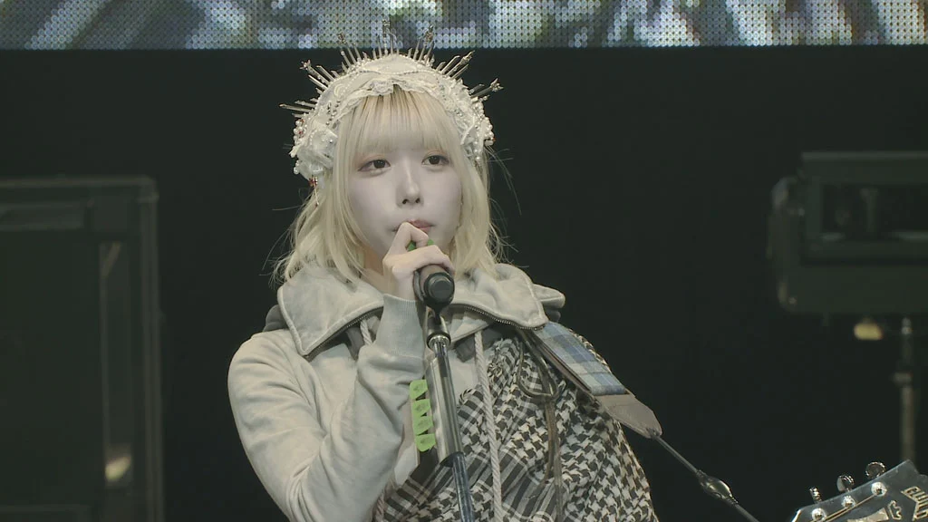 图片[2]-容祖儿 Another Side Joey My Secret Live 2024 特别版 3BluRay+3CD 2024 [自购原盘] [BDISO 3BD 77.7GB]-蓝光演唱会资源网