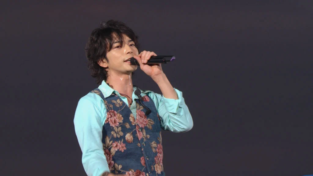 岚 ARAFES‘13 国立体育馆演唱会 ARASHI ARAFES‘13 NATIONAL STADIUM 2013《M2TS 57.2G》-蓝光演唱会资源网