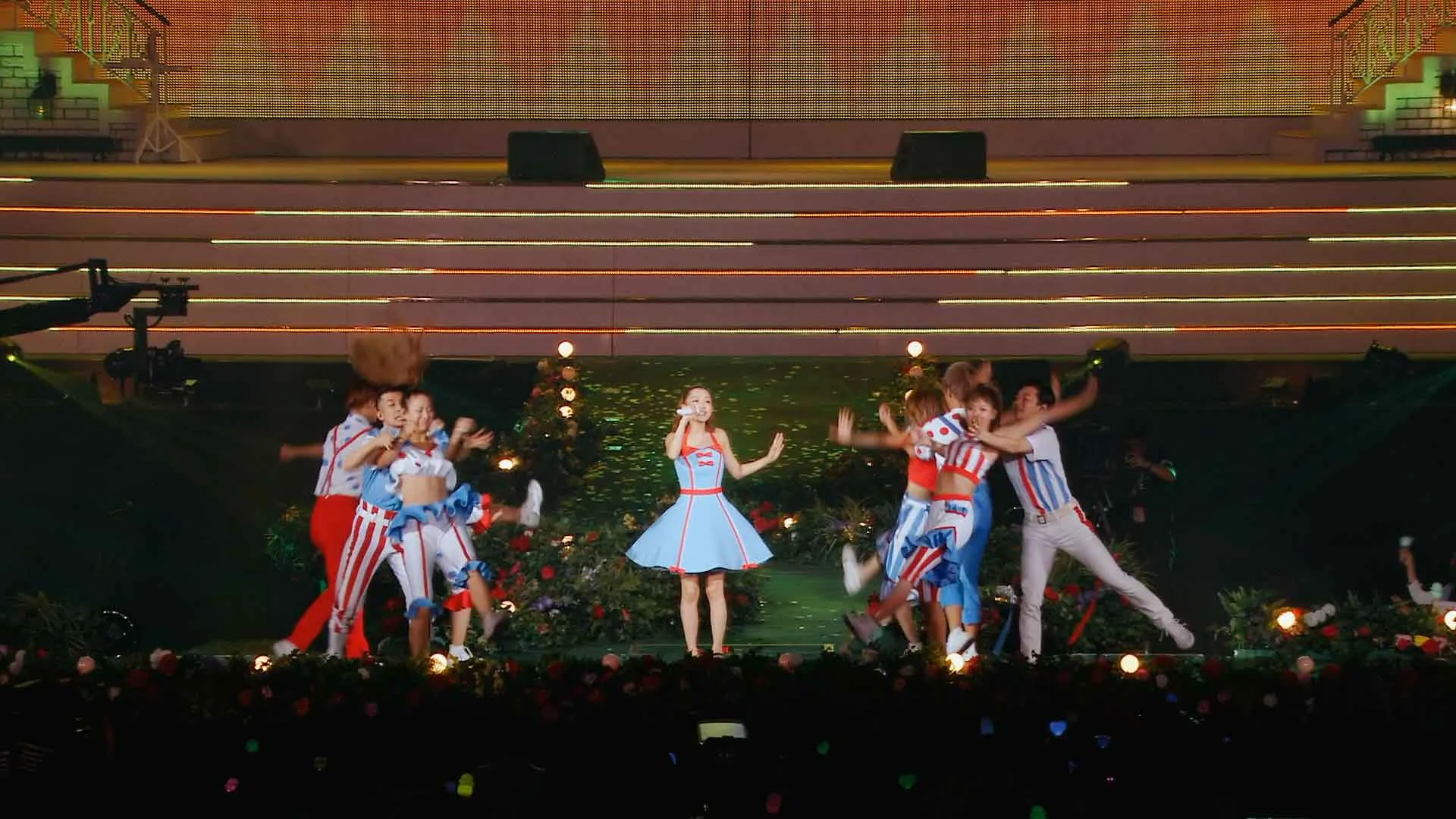 西野加奈 Many Thanks 演唱会 Kana Nishino Dome Tour 2017 Many Thanks 《ISO 40.6G》-蓝光演唱会资源网