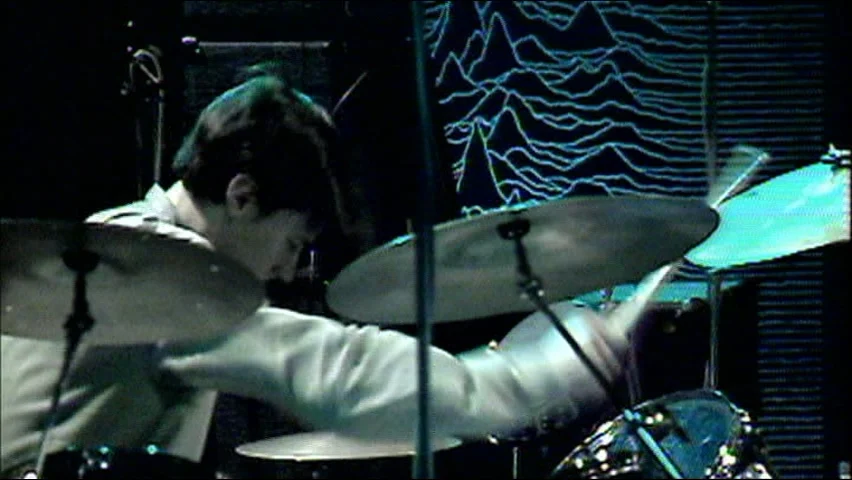图片[3]-快乐分裂 乐队30周年纪录片 Joy Division 2007 [DVD-VOB 4.2G]-蓝光演唱会资源网