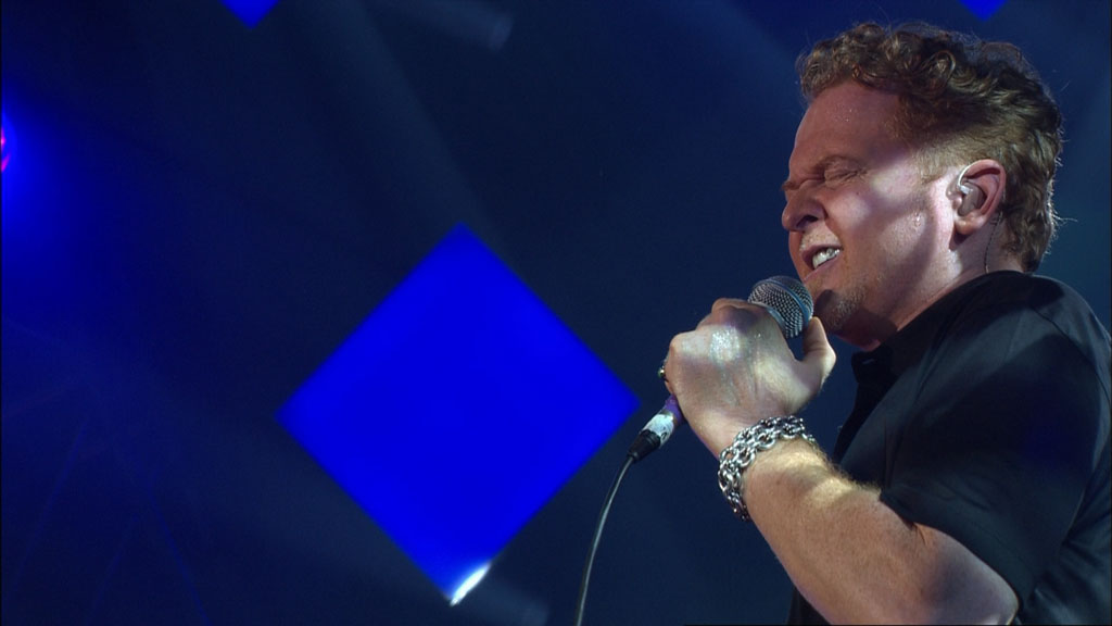 图片[2]-纯红乐队2003蒙特勒现场演唱会 Simply Red – Live At Montreux 2003《ISO 33.7G》-蓝光演唱会资源网