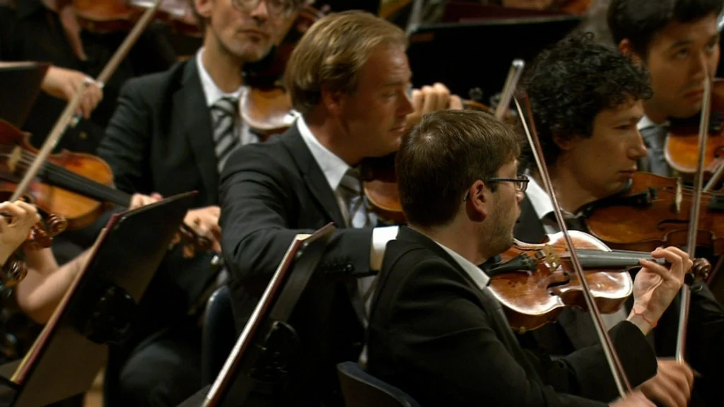 图片[2]-阿巴多 2013年卢塞恩音乐节开幕式 Claudio Abbado Conducts Brahms, Schoenberg Beethoven: Works for Orchestra 2013《M2TS 21.6G》-蓝光演唱会资源网