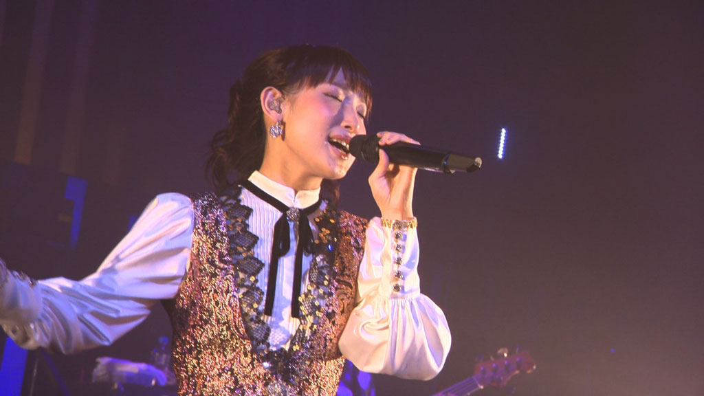 图片[3]-Cro MTV Unplugged 2015《BDMV 43.8G》-蓝光演唱会资源网