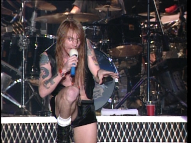 图片[5]-枪炮与玫瑰 运用幻象世界巡演 92年东京巨蛋场 Guns N\’ Roses – Use Your Illusion World Tour – 1992 in Tokyo  [2DVD-vob9G]-蓝光演唱会资源网