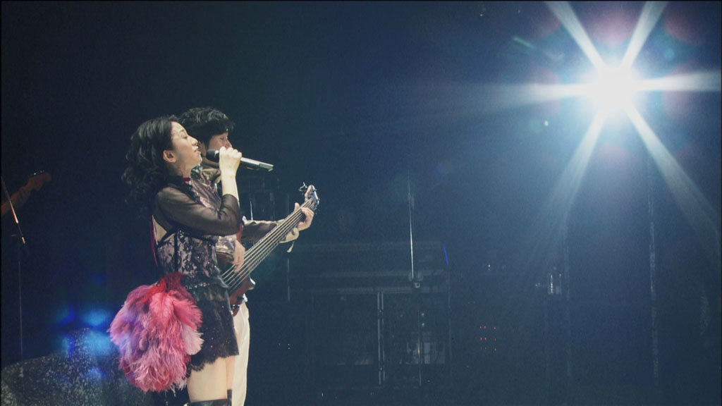 图片[4]-DREAMS COME TRUE – WINTER FANTASIA 2010 – DCTgarden \”THE LIVE!!!\” 2011 [BDISO 29.3GB]-蓝光演唱会资源网