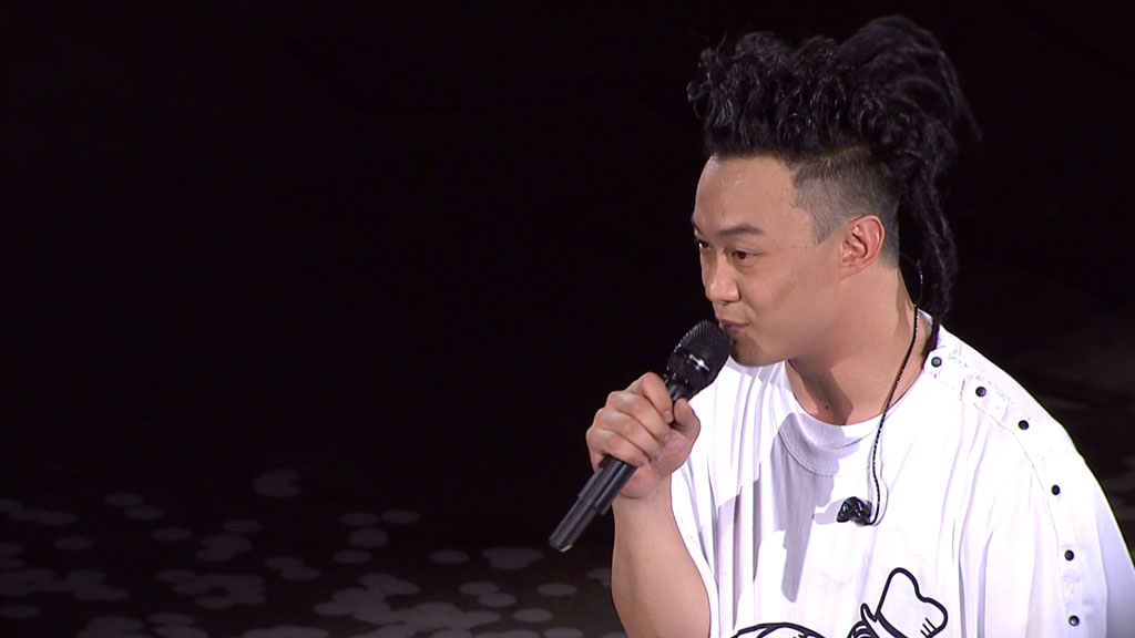图片[5]-多莉·帕顿MusiCares致敬演唱 UHD 4KAC3 5.1声道《BDrip MKV 4.88GB》-蓝光演唱会资源网