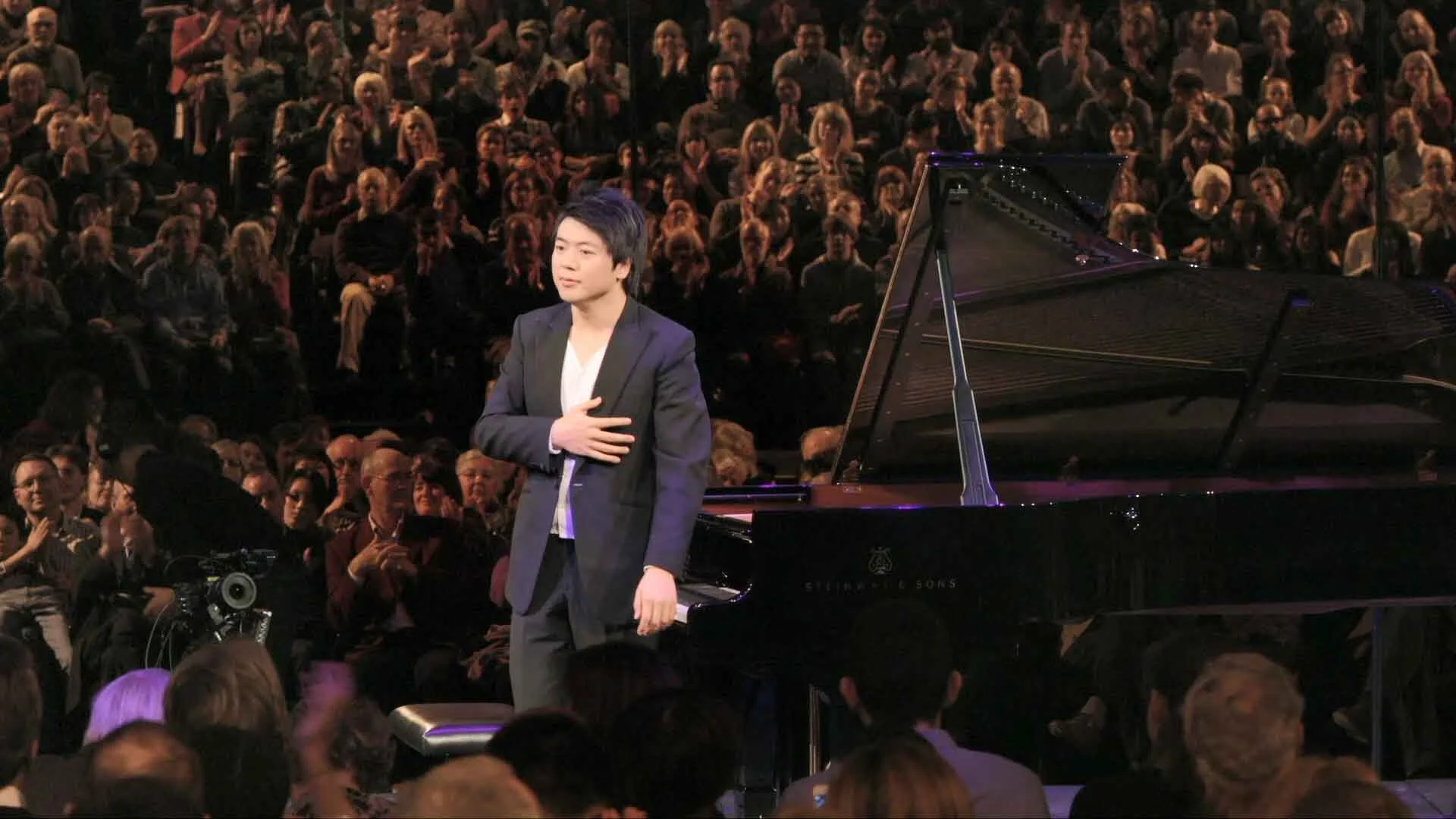 图片[2]-郎朗 皇家阿尔伯特音乐会 Lang Lang at the Royal Albert Hall 2013《ISO 40.1G》-蓝光演唱会资源网