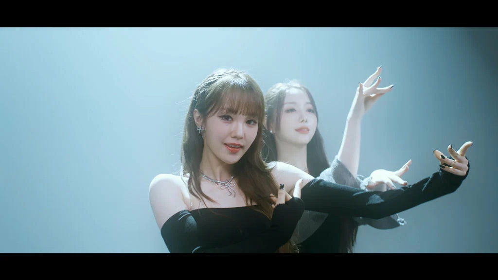 EL7Z UP – CHEEKY 4K 2160P [Bugs MP4 3.27GB]-蓝光演唱会资源网
