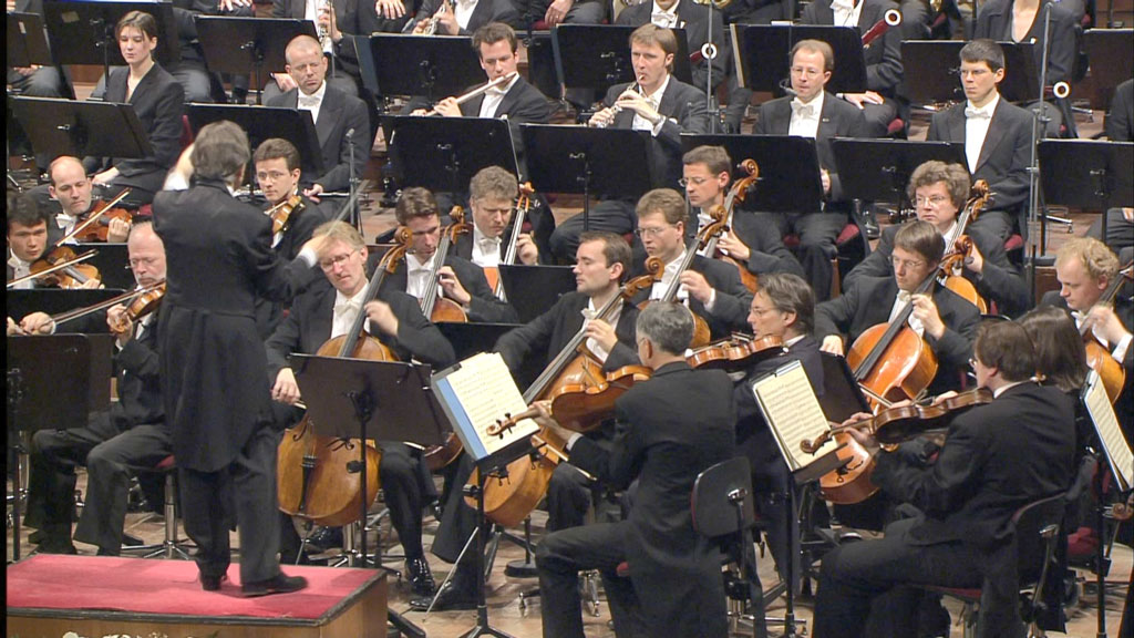 图片[5]-欧洲音乐会 Europakonzert 2002 from Palerm [BDMV 23GB]-蓝光演唱会资源网