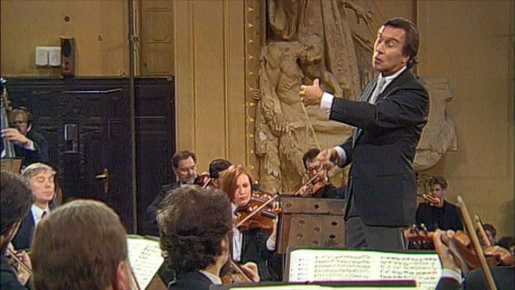 图片[5]-欧洲音乐会 Europakonzert 1991 from Prague [BDMV 20.7GB]-蓝光演唱会资源网