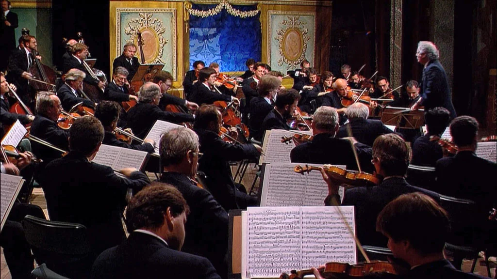 图片[5]-欧洲音乐会 Europakonzert 1997 from Versailles [BDMV 21.4GB]-蓝光演唱会资源网