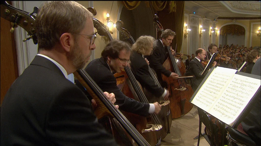 图片[5]-2008柏林爱乐欧洲音乐会 EuropaKonzert 2008 Tchaikovsky Conservatory Moscow Berliner Philharmoniker, Sir Simon Rattle 2014《BDMV 21.9G》-蓝光演唱会资源网