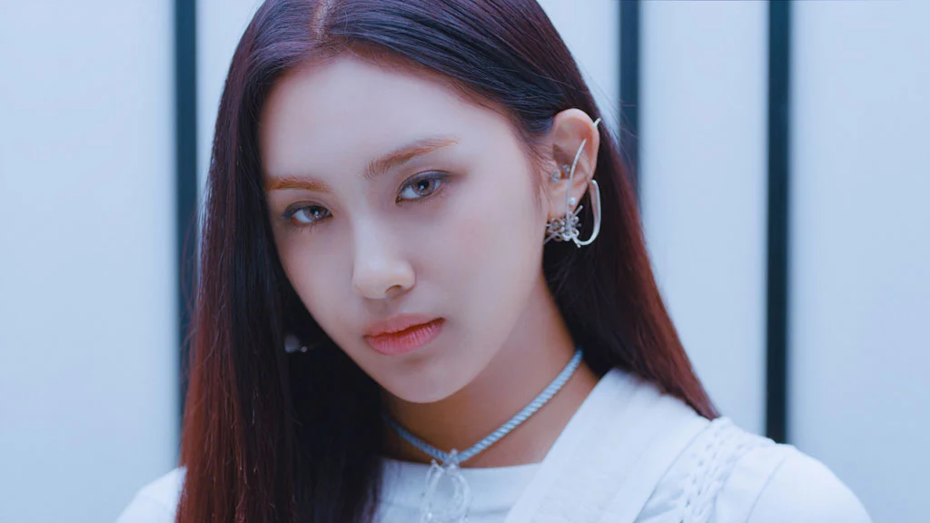 Everglow – First 4K 2160P [Master ProRes MP4 4.42GB]-蓝光演唱会资源网