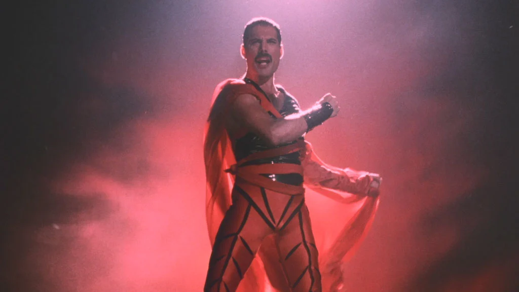 图片[3]-弗雷迪·默丘里 Freddie Mercury – Never Boring 2019《BDMV 14.9GB》-蓝光演唱会资源网