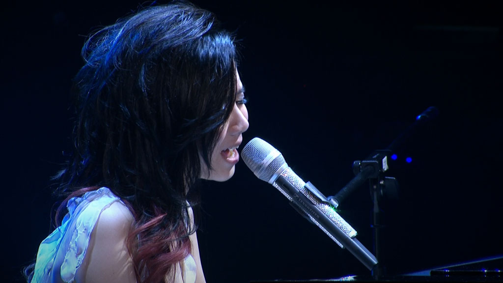 图片[6]-邓紫棋 G.E.M.XXX.LIVE.2013世界巡回演唱会香港红馆站 [BDISO 40.6GB]-蓝光演唱会资源网