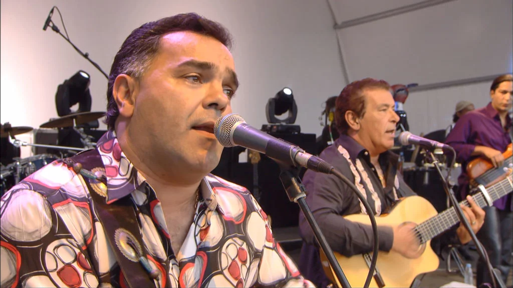 图片[3]-吉普赛国王合唱团 Gipsy Kings – Live at Kenwood House in London 2004 [BDMV 22.6GB]-蓝光演唱会资源网