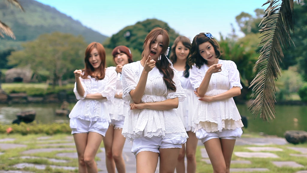Girl\’s Day – Hug Me Once 4K 2160P [Master MOV 1.91GB]-蓝光演唱会资源网