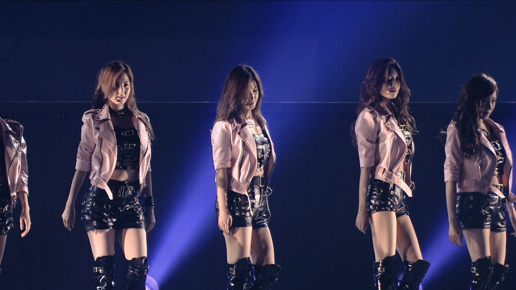 少女时代 第三次日本全国巡演 Girls\’ Generation – Girls\’ Generation -Love & Peace- Japan 3rd Tour 2013《Remux M2TS 37.8G》-蓝光演唱会资源网