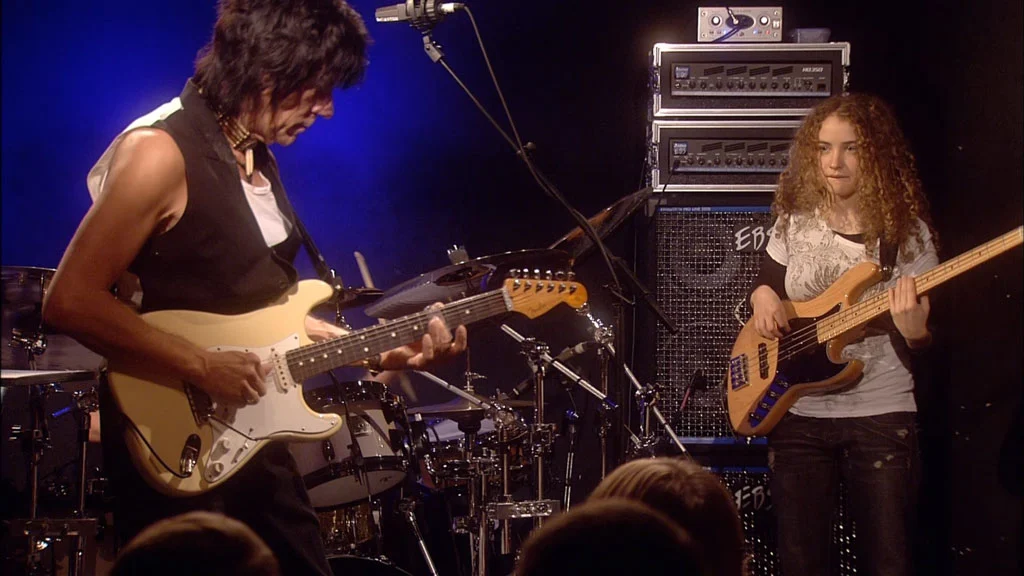 图片[2]-Jeff Beck Performing This Week Live At Ronnie Scott\’s 2009《Remux MKV 27.8G》-蓝光演唱会资源网