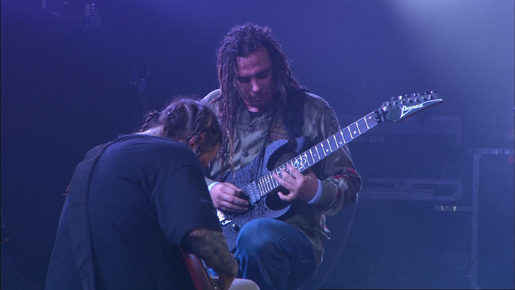 图片[3]-Korn – Live at Montreux 2004《Remux MKV 20.3G》-蓝光演唱会资源网