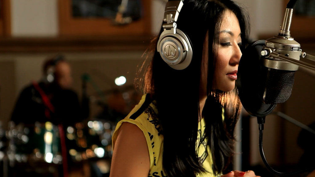 Susan Wong – 流金岁月音乐专辑 Susan.Wong.My.Live.Stories.2013《ISO 20.3G》-蓝光演唱会资源网