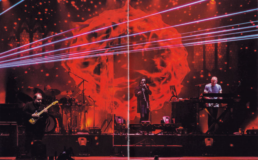 图片[7]-Marillion – Out of the Box – Marillion Weekend 2015 [2016]《BDMV 3BD 121G》-蓝光演唱会资源网